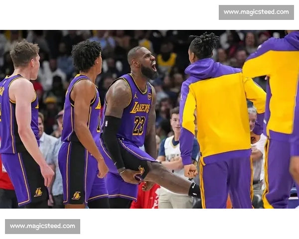 湖人对阵老鹰比赛录像解析詹姆斯攻防统治全场精彩回顾战术拆解